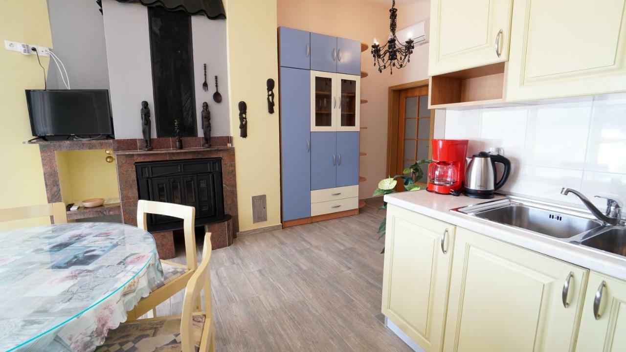 Villa Lulic Vir Ngoại thất bức ảnh